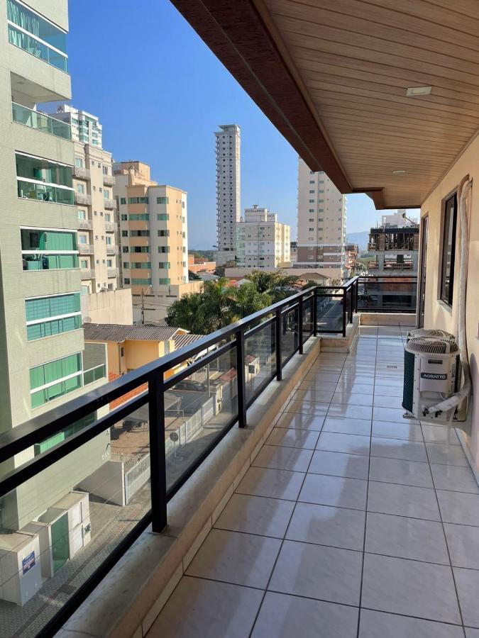Apartamento Meia Praia - 이타페마 외부 사진